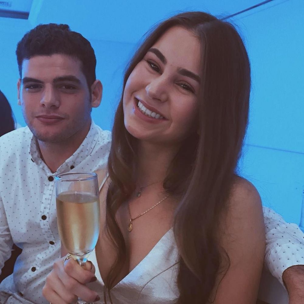 Meet your Posher, Juliana